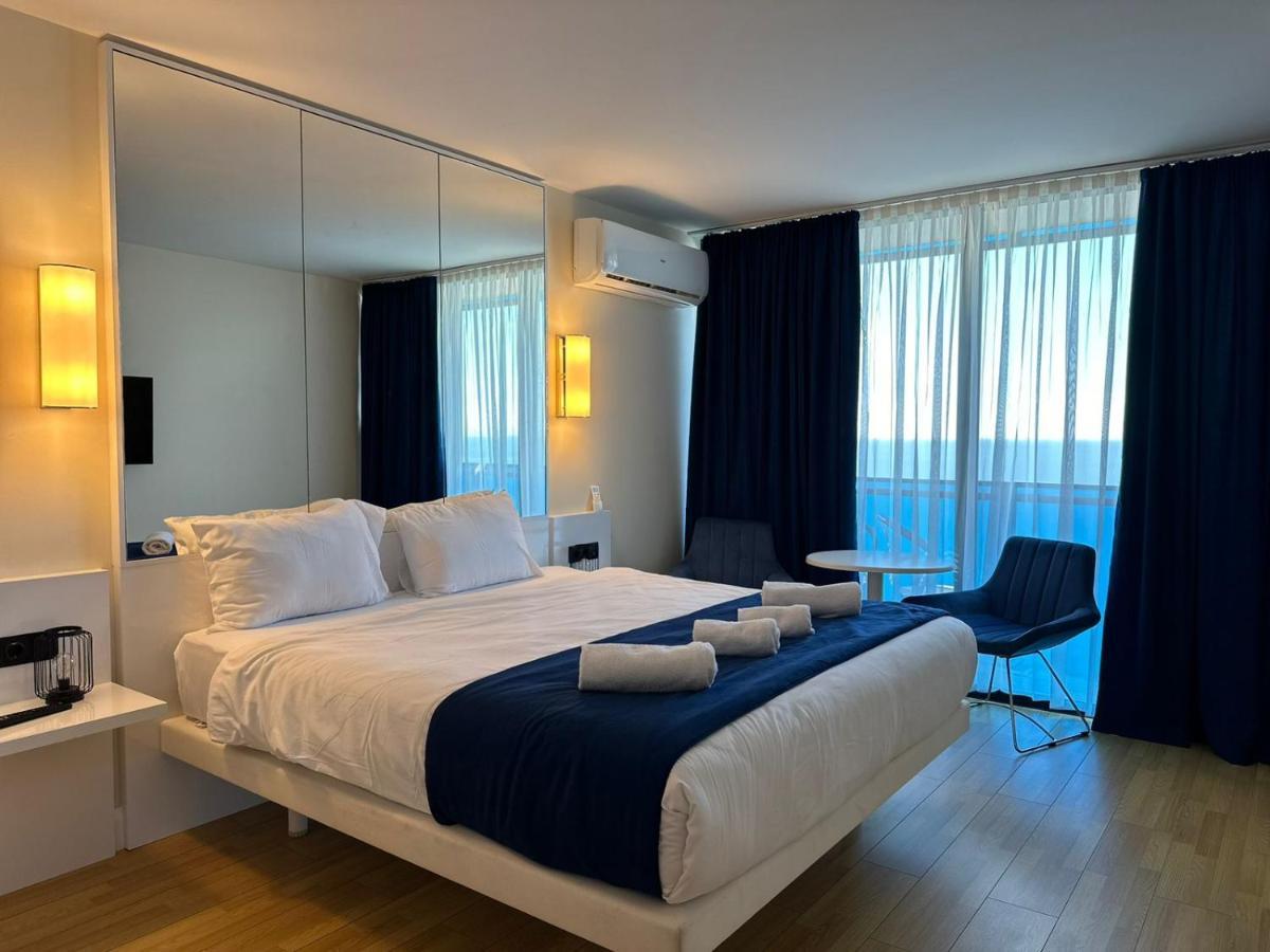 Orbi City Amazing Apartments Батумі Екстер'єр фото